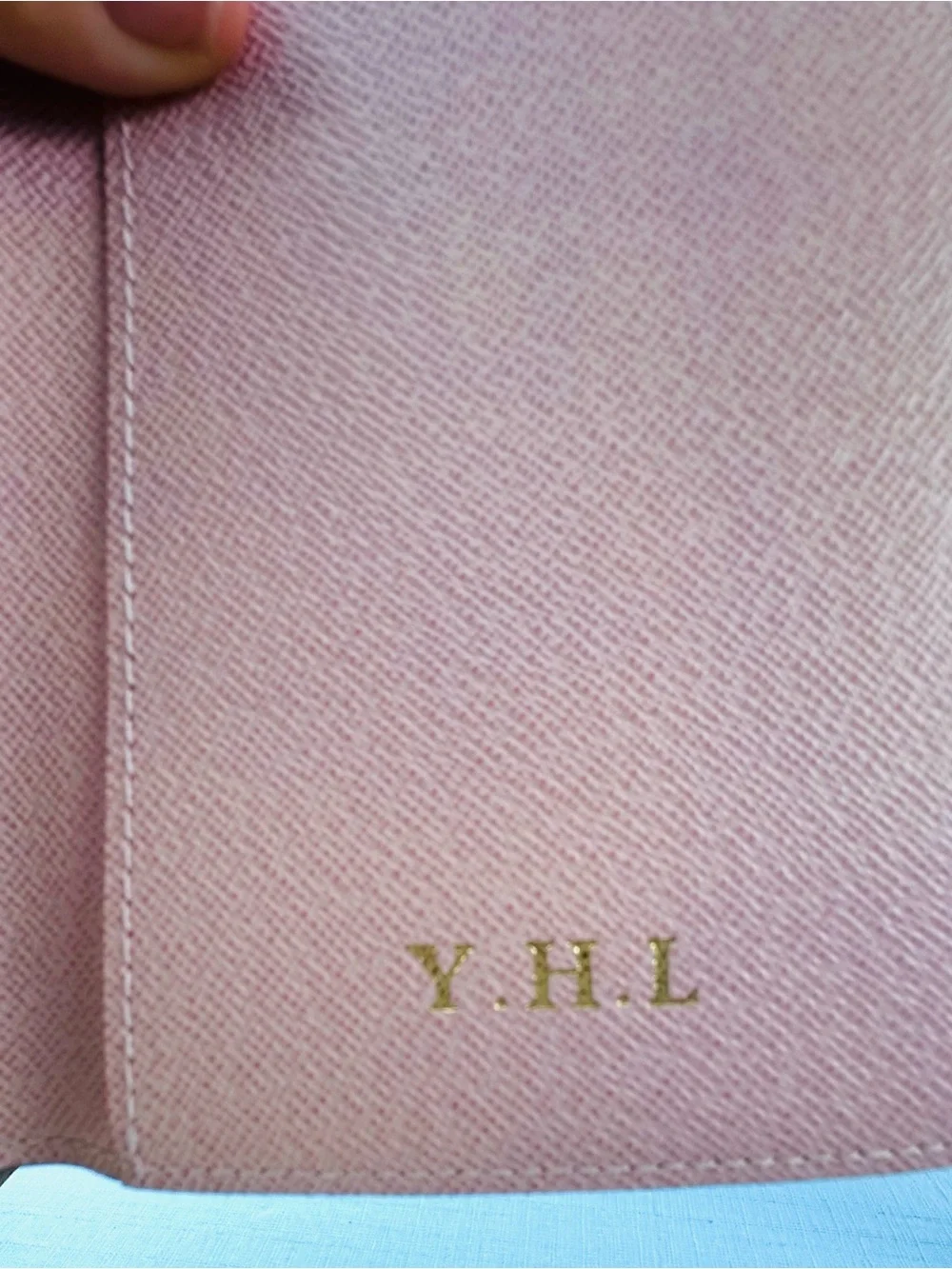 ♥️Louis Vuitton Monogram Big Wheel Passport cover ♥️